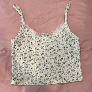 Brandy Melville Skyler lace crop tank